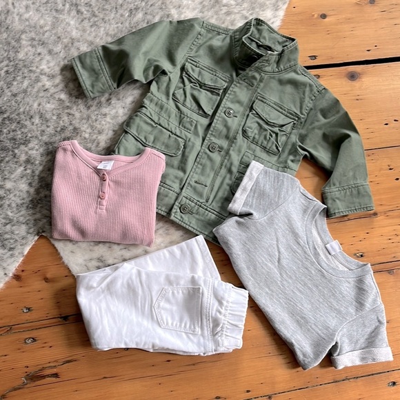 GAP Other - BabyGap Girls’ Green Fatigue Jacket and Gray Short-Sleeve Sweatshirt Set